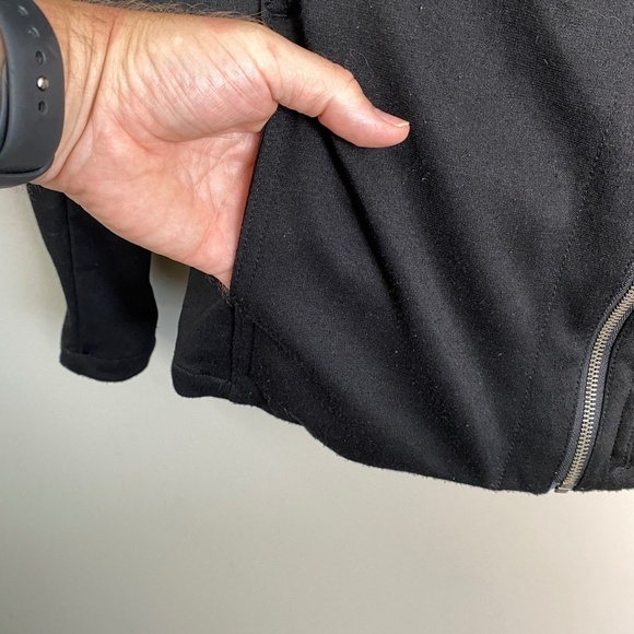 DKNY Jeans Black Off-Center Asymmetric Full Zip Performance Hooded Jacket‎ Large - Picture 2 of 15